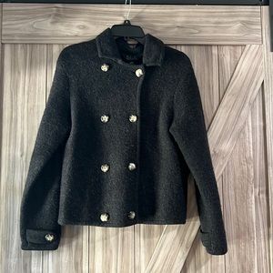 Black wool jacket with cute brown/tan buttons 🔘🔘